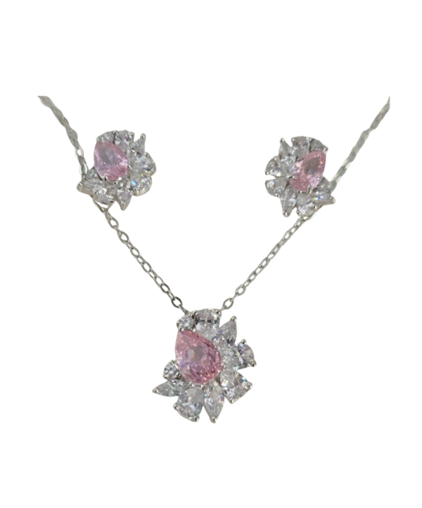 32 Celestique Silver Pendant Set