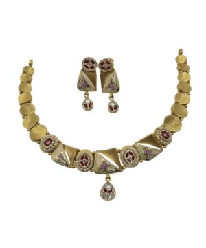5 Kaneri Luxe Necklace