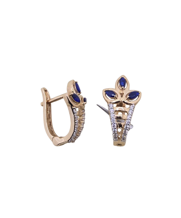 8 Blue Petal Studs