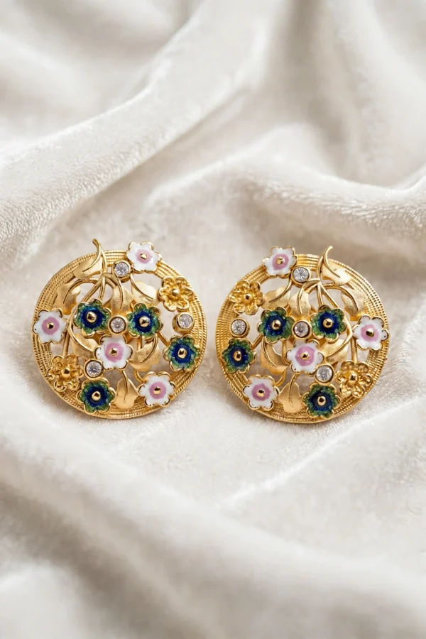 EARRING