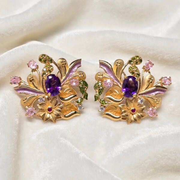 EARRING